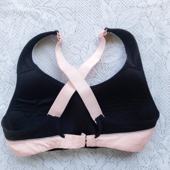 💥4/$15 Calvin Klein , RBX, bra set - Picture 4 of 6